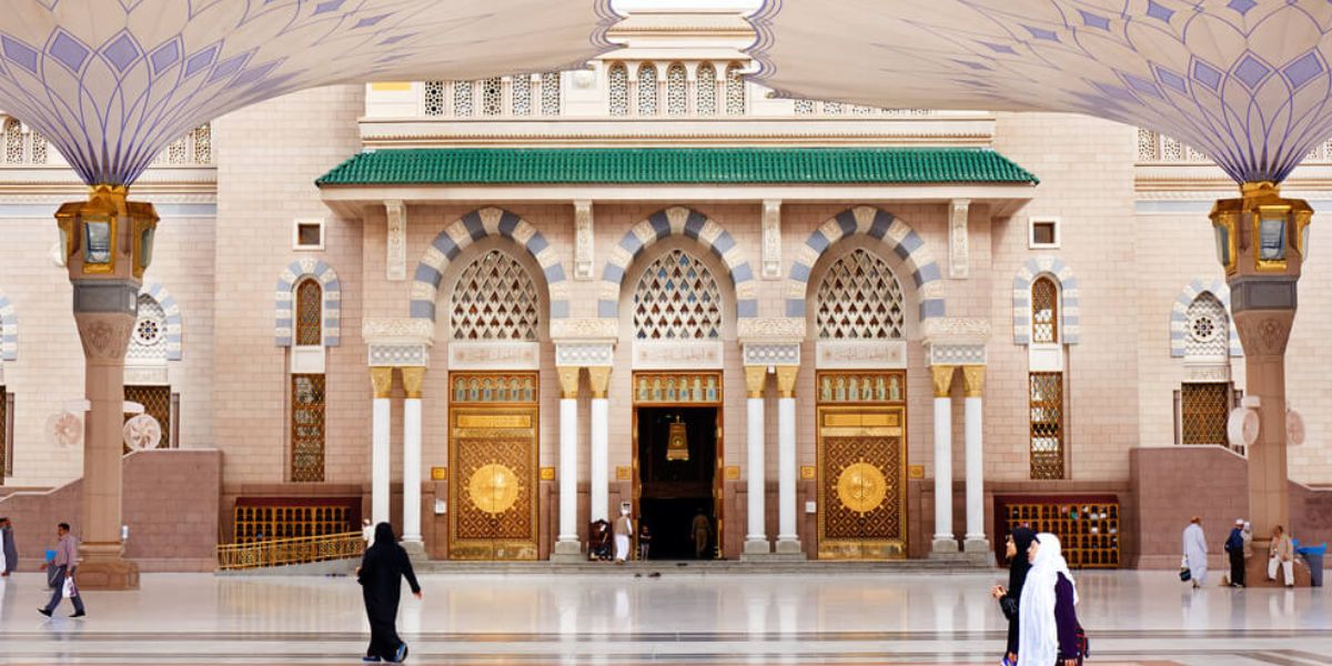 5 Nights Budget Umrah package