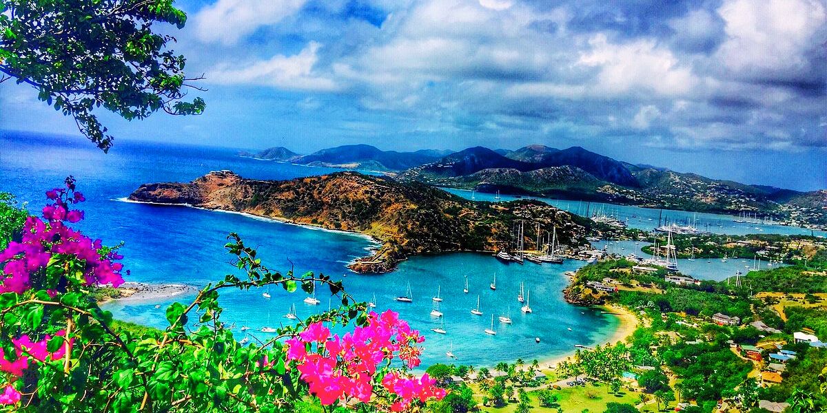 Flights to Antigua and Barbuda