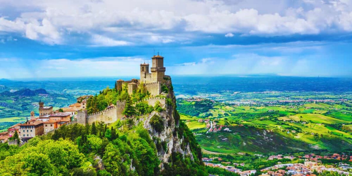 Flights to San Marino