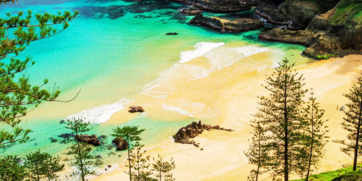 Flights to Norfolk Island